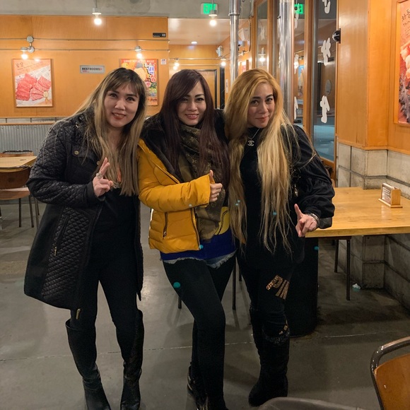 Meet your Posher, Maya Michello - Picture 5 of 14